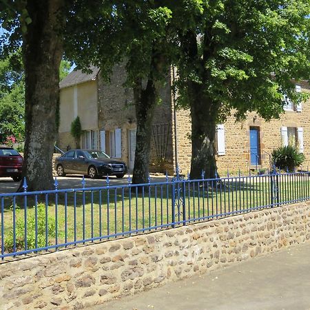 Les Quatre Saisons Bed & Breakfast Moitron-sur-Sarthe Bagian luar foto